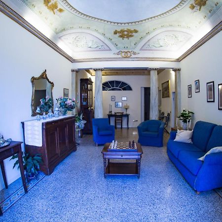 סיינה Residenza D'Epoca " Il Campo" By Francigenaapartments מראה חיצוני תמונה